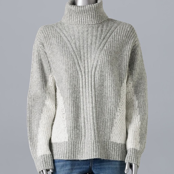 Vera Wang Sweaters - Simply Vera by Vera Wang ribbed turtleneck sweater